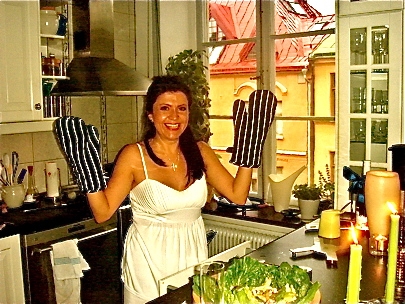 Amazing Hostess Giselle - Late Dinner and Tea 