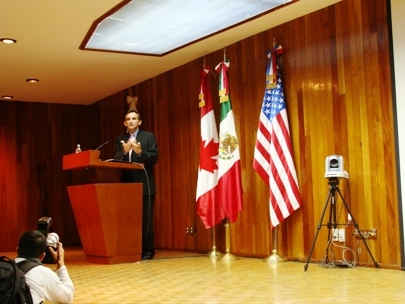 The new US ambassador visited our campus