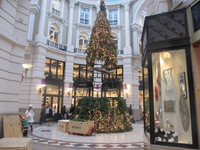 suggesting a huge christmastree 
