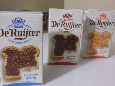 Pure  Chocolade,melk chocolade,vruchten hagelsag voor op brood!!