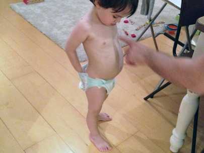 sacando barriga