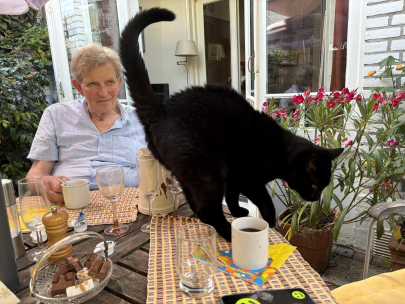 relaxing at catlady Pauline�s home 